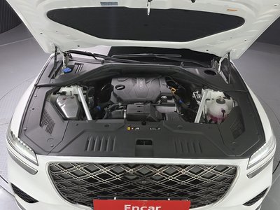 صورة 7 لـ 2024 Genesis GV70