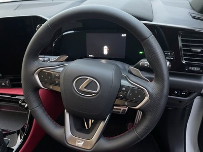 2024 Lexus NX — миниатюра 28