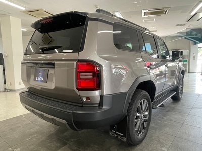 صورة 5 لـ 2024 Toyota LAND CRUISER 250