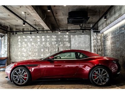 ASTON MARTIN DB11 VOLANTE - 7
