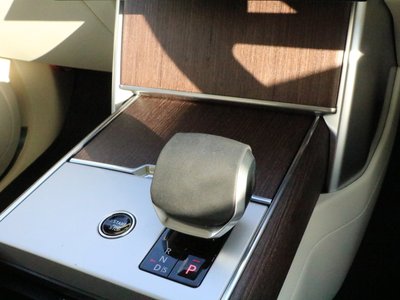 صورة مصغرة 38 لـ 2025 LAND Rover RANGE ROVER