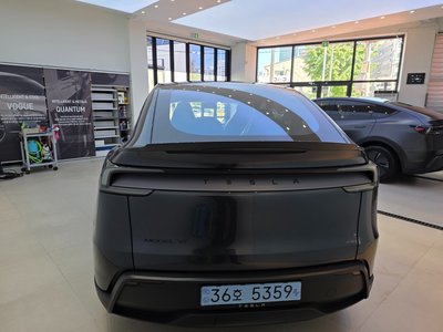 2026 Tesla MODEL Y 照片 2