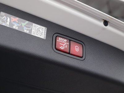 صورة مصغرة 31 لـ 2025 Mercedes-BENZ E-CLASS