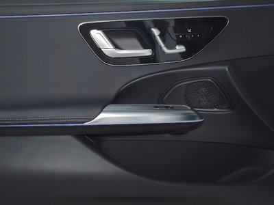 صورة مصغرة 23 لـ 2025 Mercedes-BENZ E-CLASS