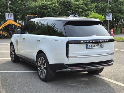 2025 LAND Rover RANGE ROVER — фото 7