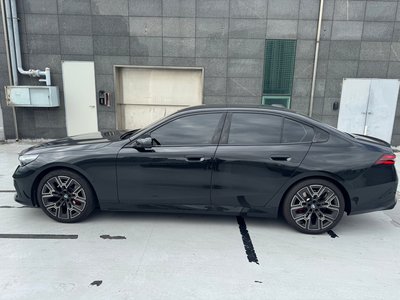 BMW 5 SERIES - 3