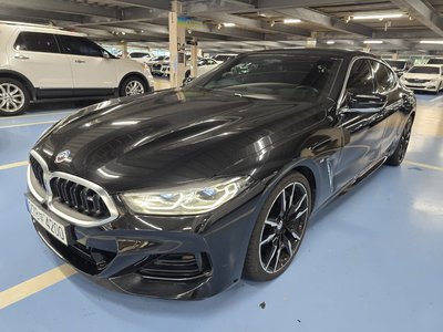 2022 BMW 8 SERIES — фото 4