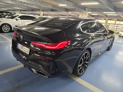 2022 BMW 8 SERIES — фото 3