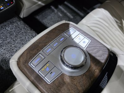 2023 Genesis G80 (RG3) thumbnail 17
