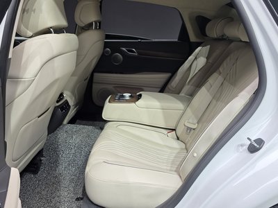 2023 Genesis G80 (RG3) thumbnail 11
