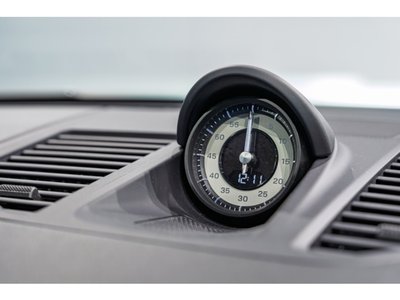 PORSCHE 911 - 9