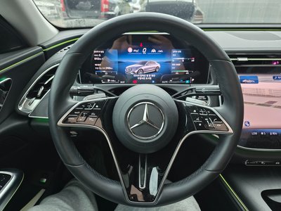 MERCEDES-BENZ E-CLASS - 6