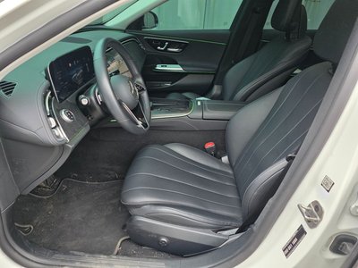 MERCEDES-BENZ E-CLASS - 2