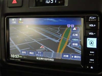 TOYOTA LAND CRUISER 70 - 4