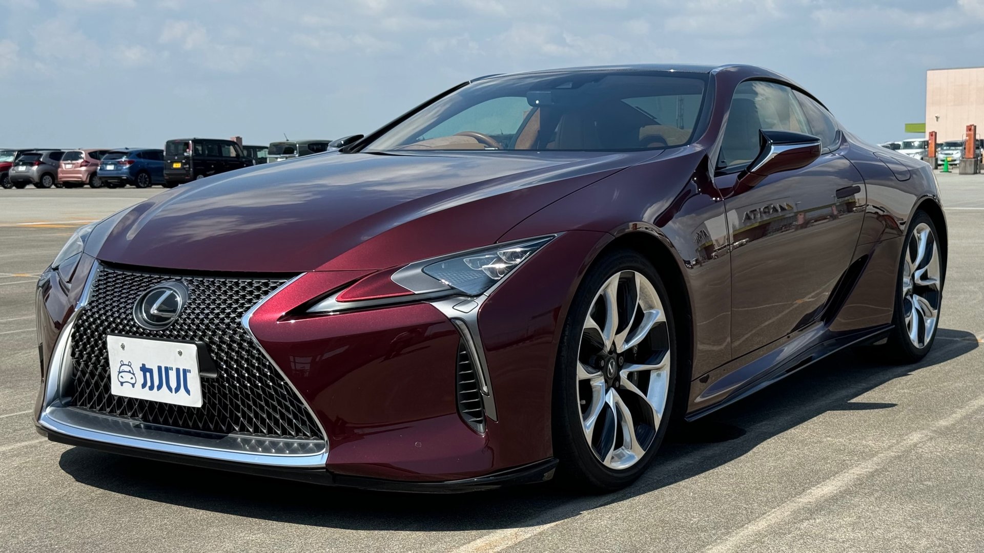 LEXUS LC - View 1
