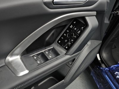 2025 AUDI Q5 — миниатюра 23
