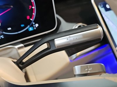 MERCEDES-BENZ S-CLASS - 9