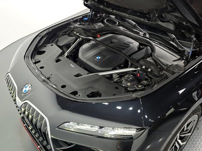 BMW 7 SERIES - 7