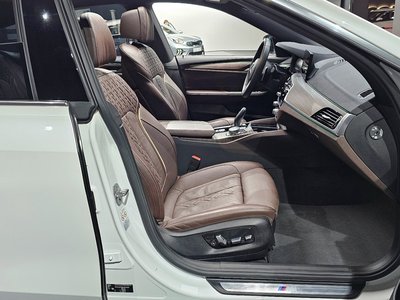 BMW 6 SERIES GT - 10