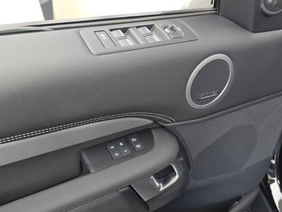 2025 LAND Rover DISCOVERY 缩略图 29