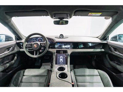 PORSCHE TAYCAN - 7