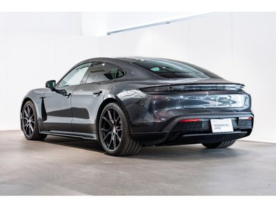 PORSCHE TAYCAN - 2