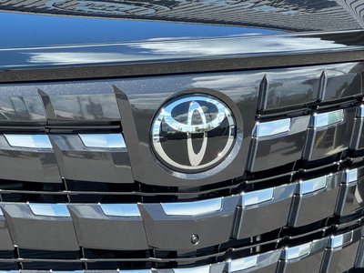 2026 Toyota ALPHARD thumbnail 14