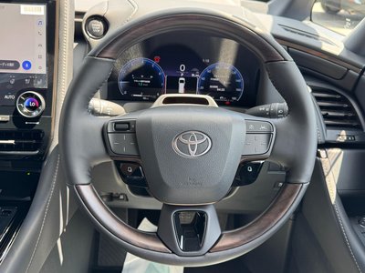 2026 Toyota ALPHARD thumbnail 39