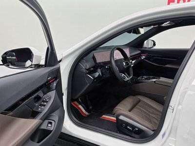 2024 BMW 5 SERIES 照片 10