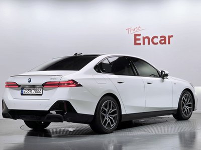 2024 BMW 5 SERIES 照片 4