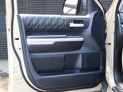 2019 Toyota TUNDRA — миниатюра 32