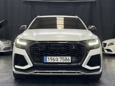 AUDI RS Q8 - 1