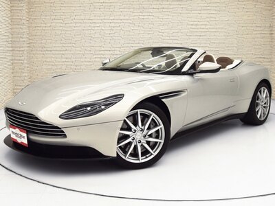 ASTON MARTIN DB11 VOLANTE - 3