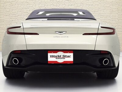 ASTON MARTIN DB11 VOLANTE - 4