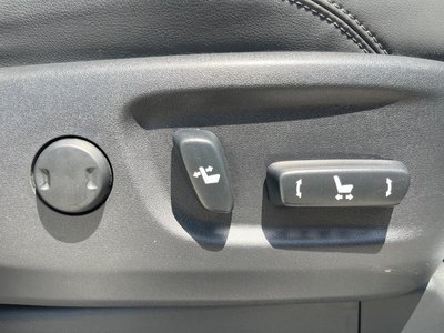 2023 Toyota LAND CRUISER PRADO — миниатюра 36