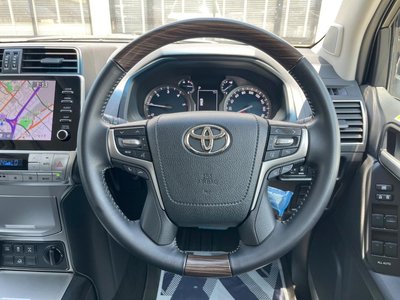 2023 Toyota LAND CRUISER PRADO — миниатюра 12