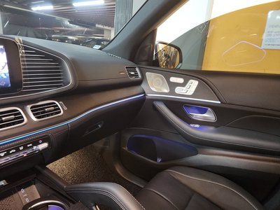 2025 Mercedes-BENZ GLS — миниатюра 18