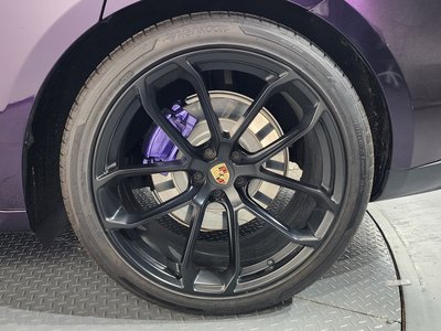 PORSCHE MACAN - 8