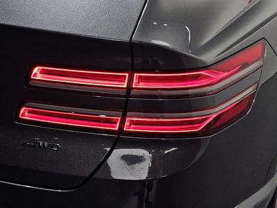 صورة 10 لـ 2021 Genesis GV80