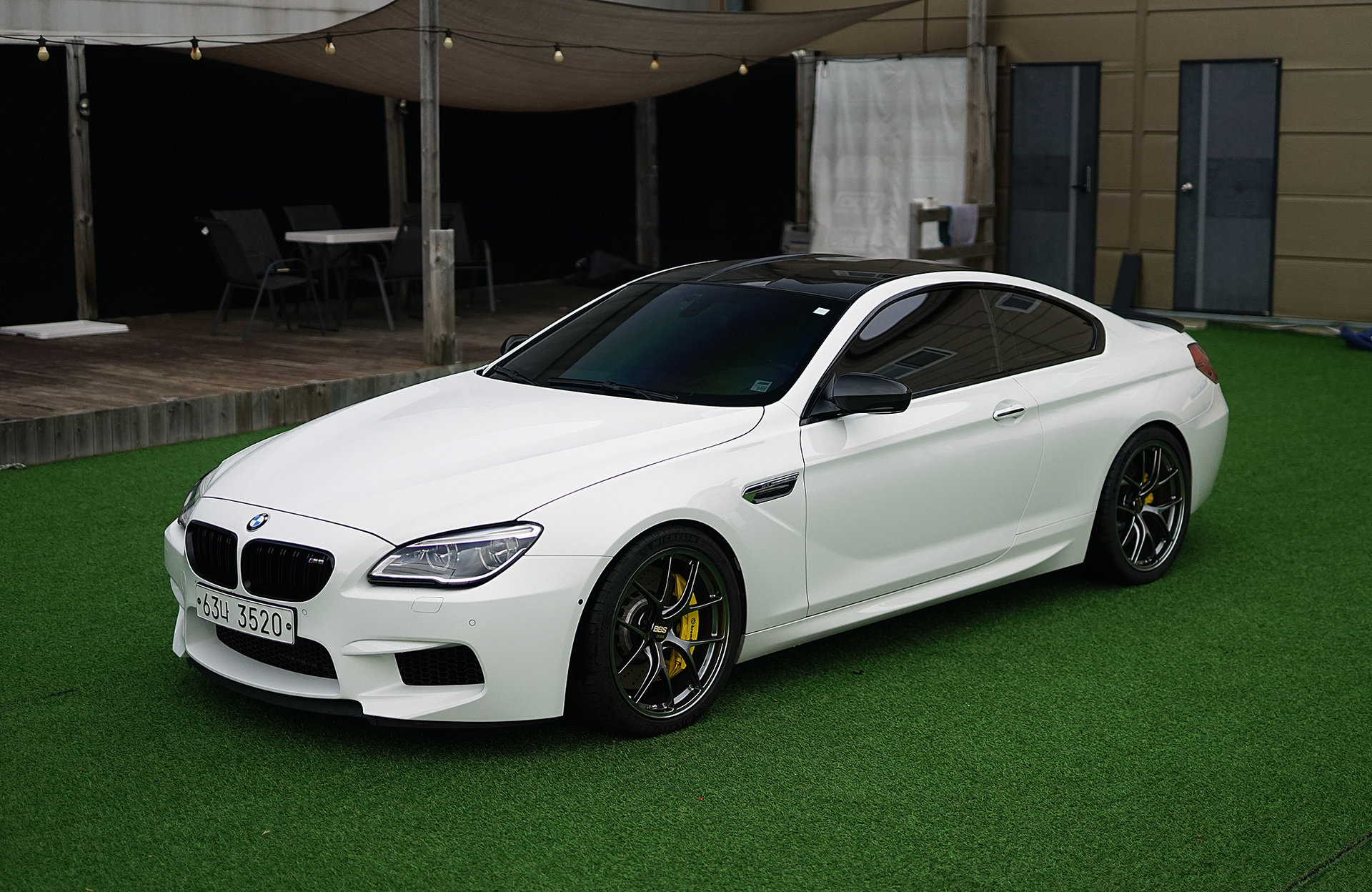 BMW M6 - View 1