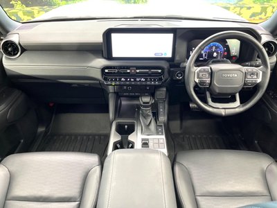 2025 Toyota LAND CRUISER 250 — фото 2