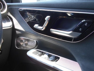 صورة 9 لـ 2025 Mercedes-BENZ GLC