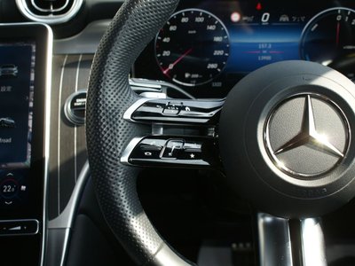 MERCEDES-BENZ GLC - 7