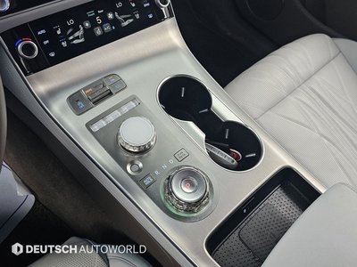 صورة 9 لـ 2024 Genesis GV70