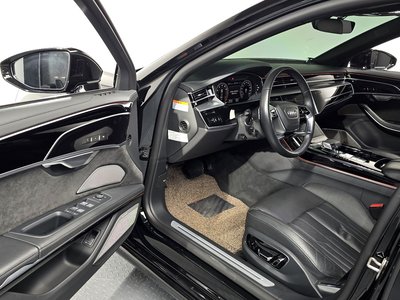 صورة 10 لـ 2021 AUDI A8