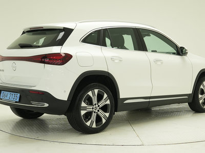 MERCEDES-BENZ EQA - 5
