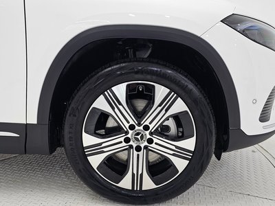 MERCEDES-BENZ EQA - 6