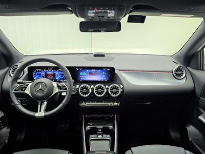 MERCEDES-BENZ EQA - 4