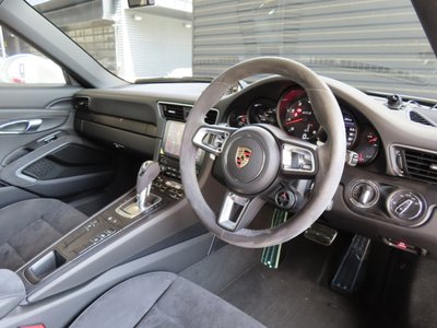 2019 Porsche 911 — миниатюра 14