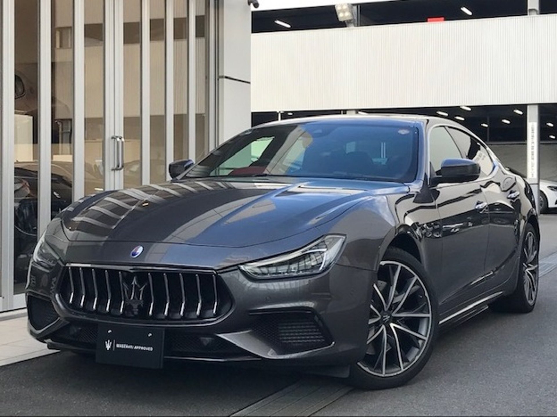 MASERATI GHIBLI - View 1